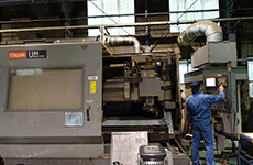 レーザー加工機(2)
